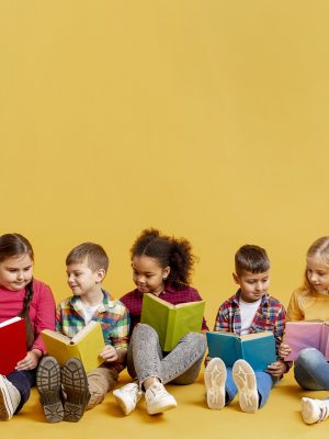 Illustration pour l'article "Un Après-midi Magique à L'Accolade : Contes et Lectures pour les Petits Explorateurs"